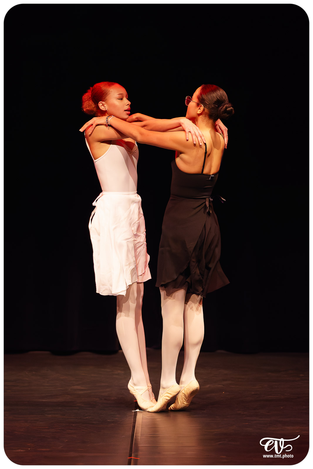 MATIERE BRUTE (CHRISTELLE DAUJEAN)